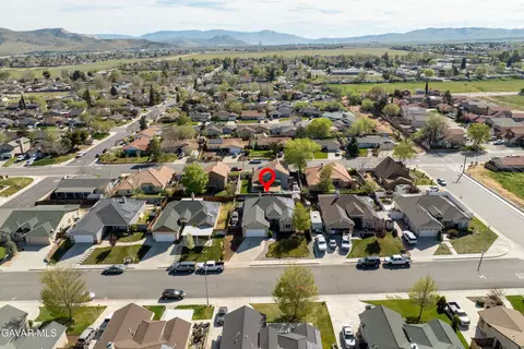 View/Area - 906 Mulberry St, Tehachapi, CA 93561 photo 1 of 5