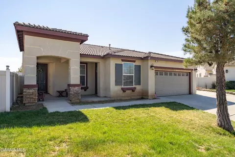 Exterior - 1306 Miranda Ct, Tehachapi, CA 93561 photo 4 of 9