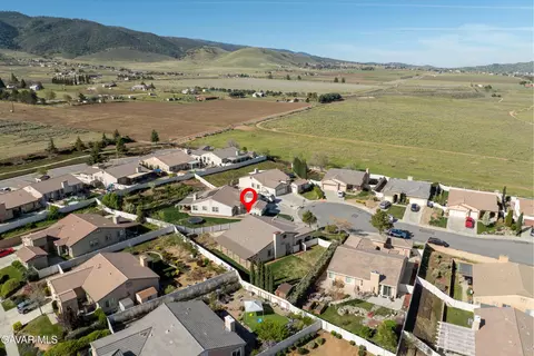 View/Area - 1306 Miranda Ct, Tehachapi, CA 93561 photo 6 of 9