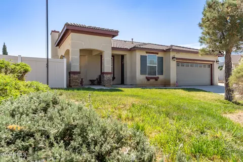 Exterior - 1306 Miranda Ct, Tehachapi, CA 93561 photo 2 of 9
