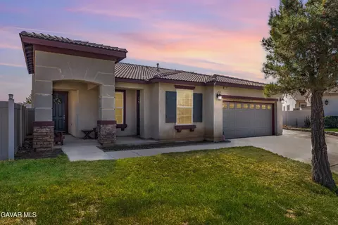 1306 Miranda Ct, Tehachapi, CA 93561