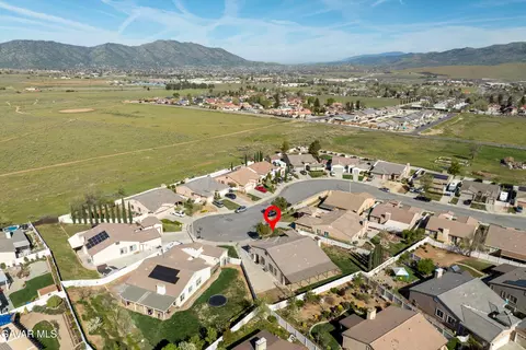 View/Area - 1306 Miranda Ct, Tehachapi, CA 93561 photo 7 of 9