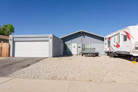 42933 Alexo Dr, Lancaster, CA 93536