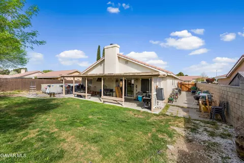Exterior - 3316 Avenue K4 E, Lancaster, CA 93535 photo 5 of 6