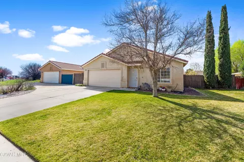Exterior - 3316 Avenue K4 E, Lancaster, CA 93535 photo 1 of 6