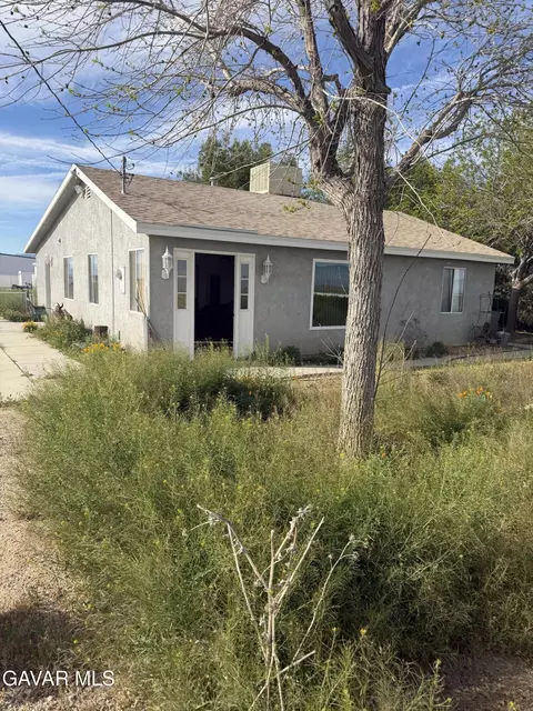 2866 Avenue F W, Lancaster, CA 93536