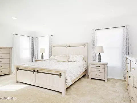 2113 E Donatello St, Lancaster, CA 93535 photo 32