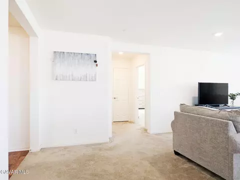 2113 E Donatello St, Lancaster, CA 93535 photo 31
