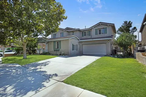 44023 Quarter St, Lancaster, CA 93536