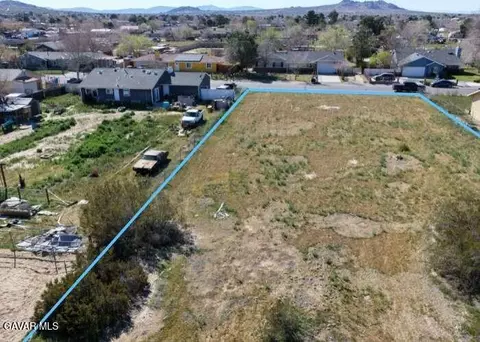 41048 168th St E, Lancaster, CA 93535