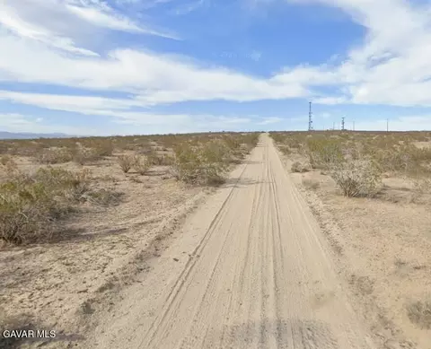 6700 Arizona Ave E, Mojave, CA 93501