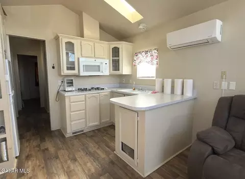 45446 7th St E St #7, Lancaster, CA 93535 photo 6