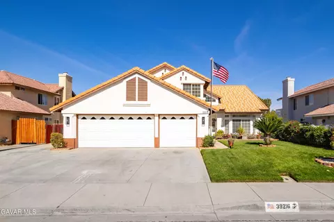 39216 Beacon Ln, Palmdale, CA 93551