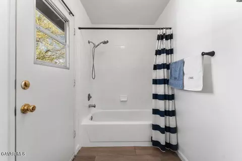 Bath - 44246 Ruthron Ave, Lancaster, CA 93536 photo 4 of 5