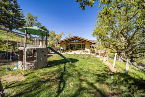 Exterior - 23580 Timberline Way, Tehachapi, CA 93561 photo 6 of 8