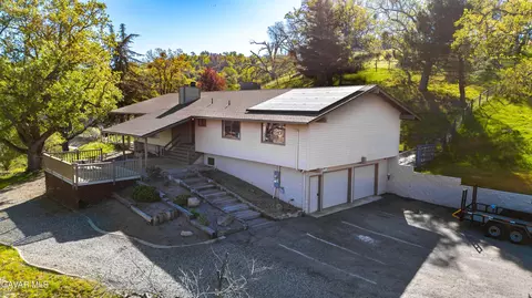 Exterior - 23580 Timberline Way, Tehachapi, CA 93561 photo 1 of 8