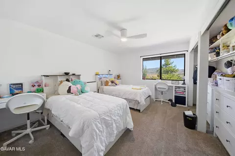 Bedroom - 23580 Timberline Way, Tehachapi, CA 93561 photo 5 of 5