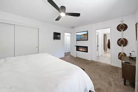 Bedroom - 23580 Timberline Way, Tehachapi, CA 93561 photo 2 of 5