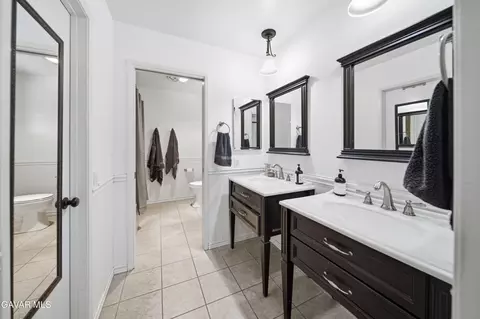 Bath - 23580 Timberline Way, Tehachapi, CA 93561 photo 1 of 5