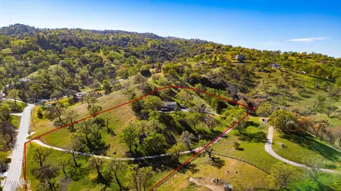 View/Area - 23580 Timberline Way, Tehachapi, CA 93561 photo 4 of 4