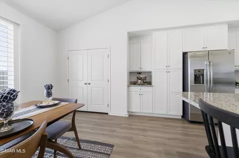 Dining - 219 Artina Ct, Tehachapi, CA 93561 photo 4 of 4