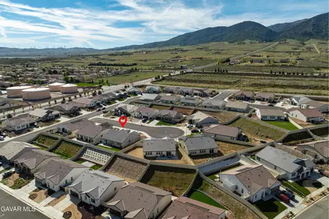 View/Area - 219 Artina Ct, Tehachapi, CA 93561 photo 6 of 7