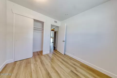 Bedroom - 15972 Rexroth Dr, Mojave, CA 93501 photo 2 of 6