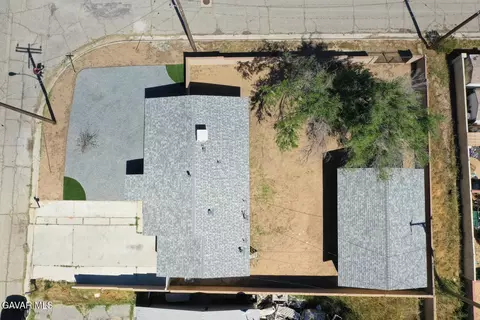 View/Area - 15972 Rexroth Dr, Mojave, CA 93501 photo 2 of 2