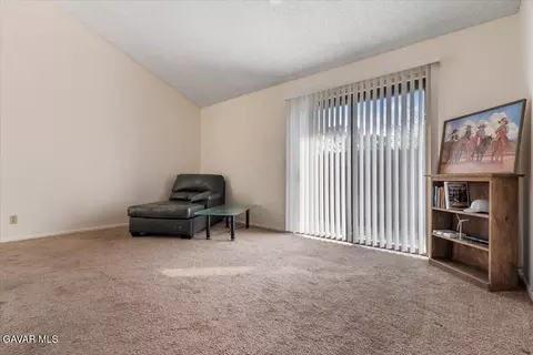 Living - 2 Village Ln, Tehachapi, CA 93561 photo 3 of 4