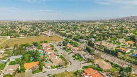 View/Area - 41605 Crispi Ln, Lancaster, CA 93536 photo 9 of 14