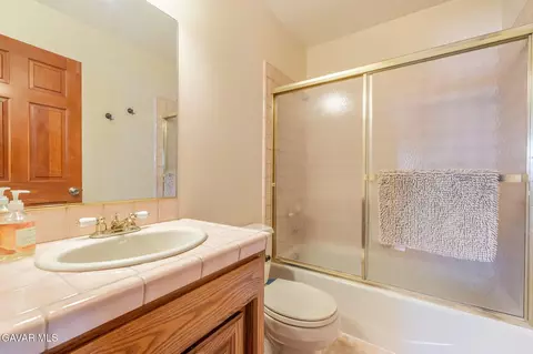 Bath - 41605 Crispi Ln, Lancaster, CA 93536 photo 4 of 4