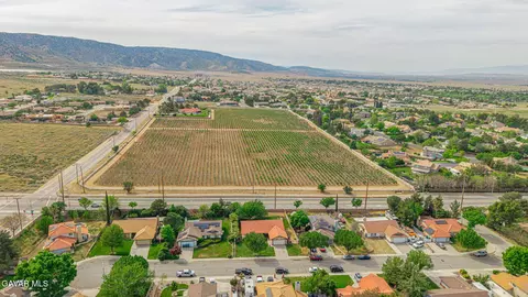 View/Area - 41605 Crispi Ln, Lancaster, CA 93536 photo 11 of 14