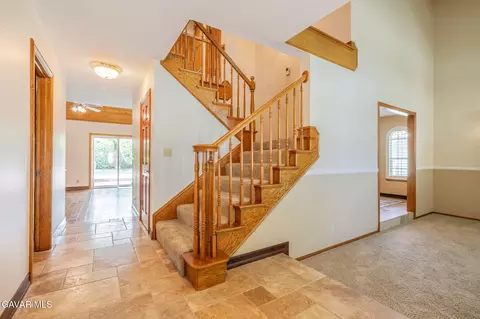 Entry Way - 41605 Crispi Ln, Lancaster, CA 93536 photo 2 of 6