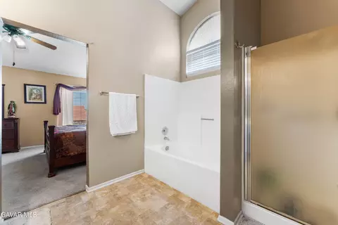 729 Whitlatch Dr, Lancaster, CA 93535 photo 31