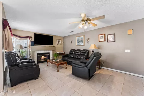729 Whitlatch Dr, Lancaster, CA 93535 photo 18