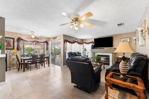 729 Whitlatch Dr, Lancaster, CA 93535 photo 17