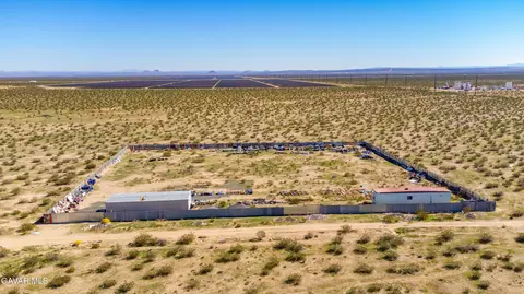 1 Lone Butte Rd, Mojave, CA 93501 photo 4