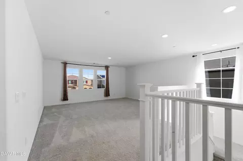 43869 Hampton St, Lancaster, CA 93536 photo 8