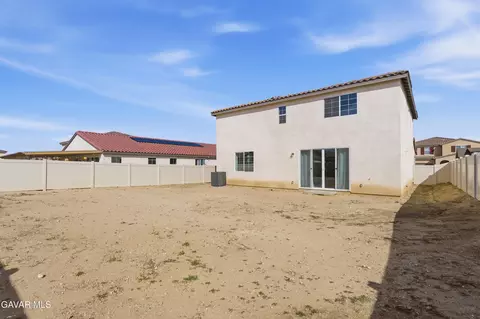 43869 Hampton St, Lancaster, CA 93536 photo 19