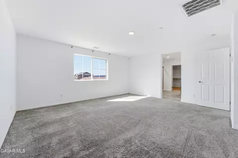 43869 Hampton St, Lancaster, CA 93536 photo 15