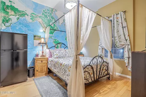 Bedroom - 33442 Desert Rd, Acton, CA 93510 photo 1 of 10