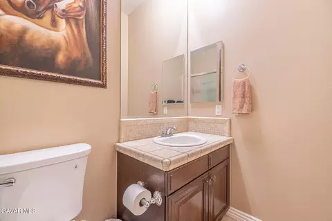 Bath - 33442 Desert Rd, Acton, CA 93510 photo 4 of 7