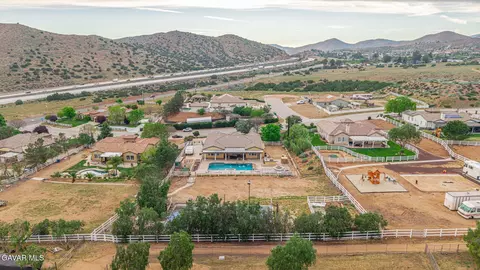 View/Area - 33442 Desert Rd, Acton, CA 93510 photo 2 of 3