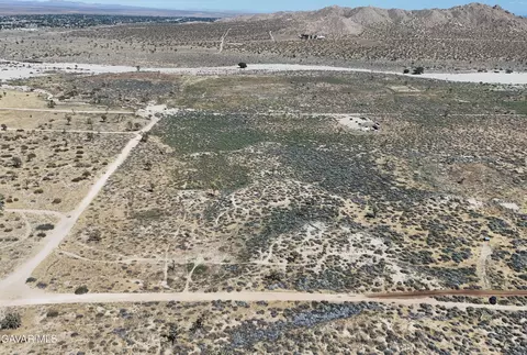 Longview Road, Palmdale, CA 93550 photo 24