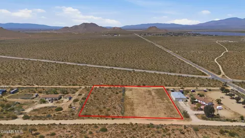 50 Th St W #0, Rosamond, CA 93560