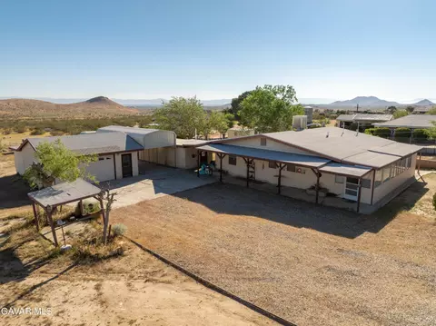 3322 Dawn Rd, Rosamond, CA 93560