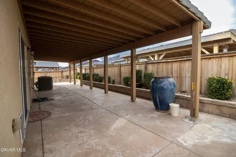 Exterior - 3363 Leopard Ct, Rosamond, CA 93560 photo 5 of 7