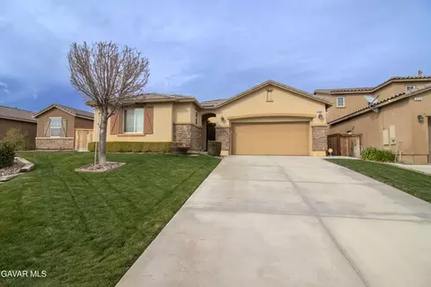 Exterior - 3363 Leopard Ct, Rosamond, CA 93560 photo 2 of 7
