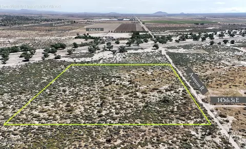 E Avenue R, Palmdale, CA 93591 photo 3