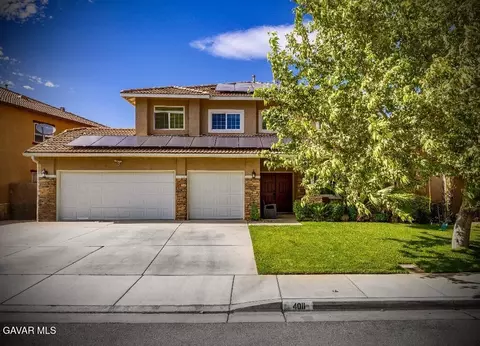 4011 Prestwick Ln, Palmdale, CA 93551